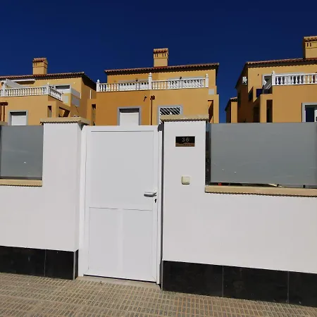 Villa La Zenia Boulevard 36 *