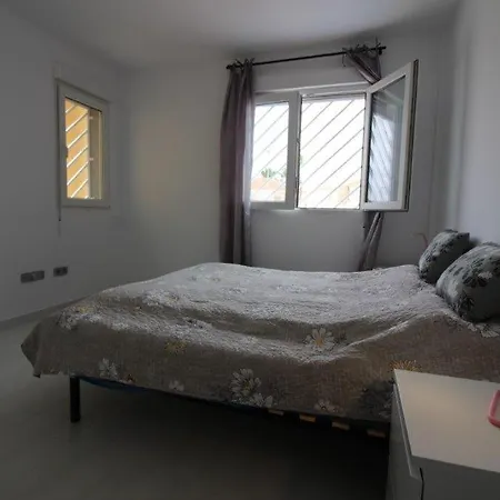 Villa La Zenia Boulevard 36 *
